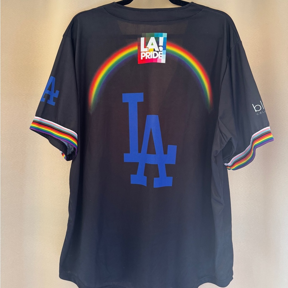 Los Angeles Dodgers Pride Night Jersey - Black with Rainbow Accents - Picture 2 of 6